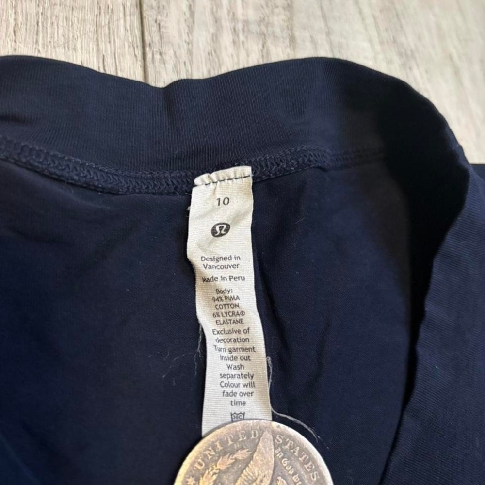 lululemon athletica Diagonal Two-Tone Long Sleeve Tee in Black and White - Picture 2 of 6